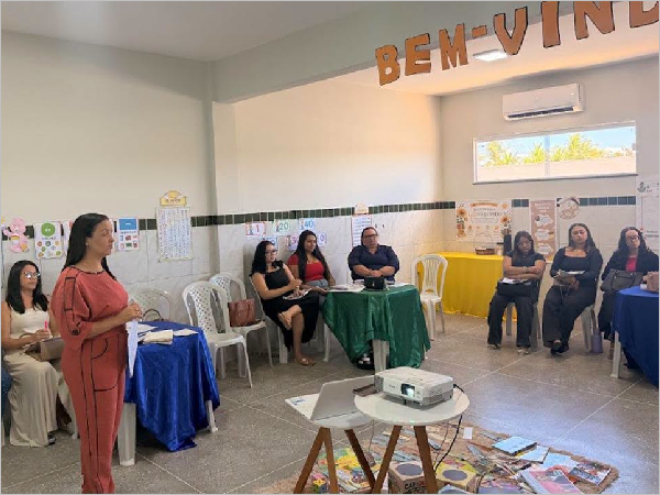 Poranga fortalece formação continuada dos profissionais da Educação